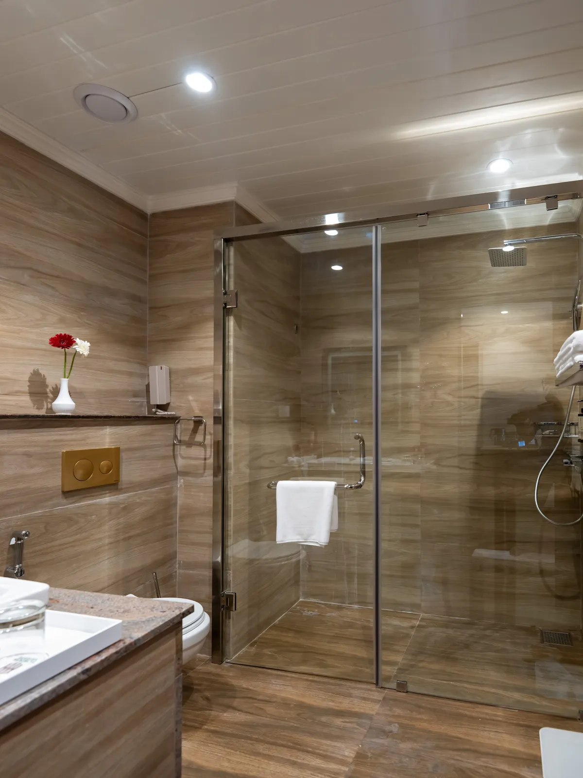 Deluxe Room at Horton Heights