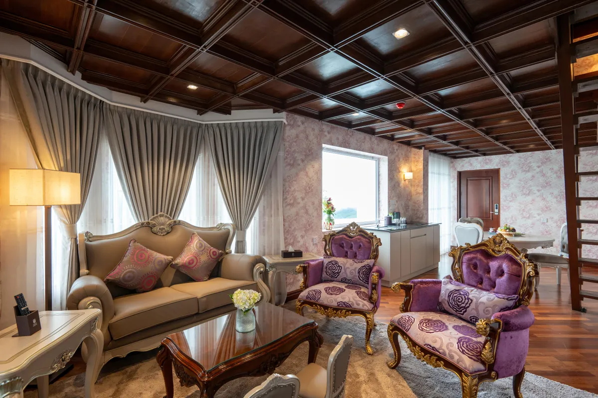Diplomatic Suite at Horton Heights