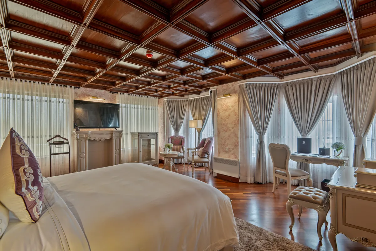 Diplomatic Suite at Horton Heights