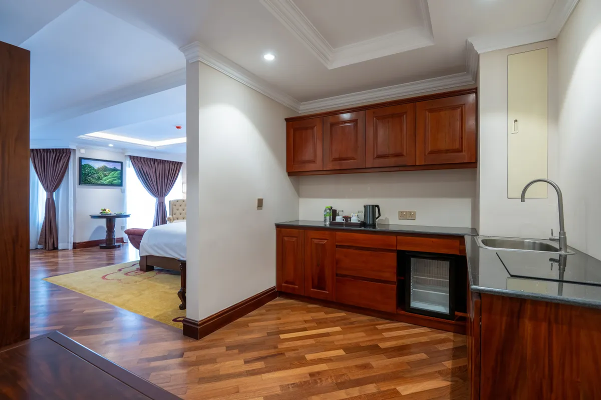 Executive Suite at Horton Heights